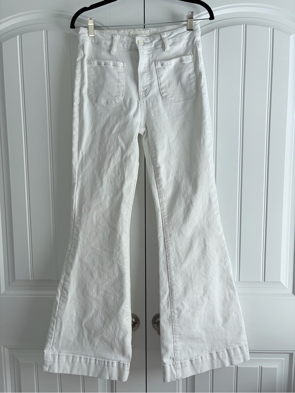 Risen Flare Jeans Women's Sz 7 / 28 Off White Denim Patch Pockets Style RDP5358